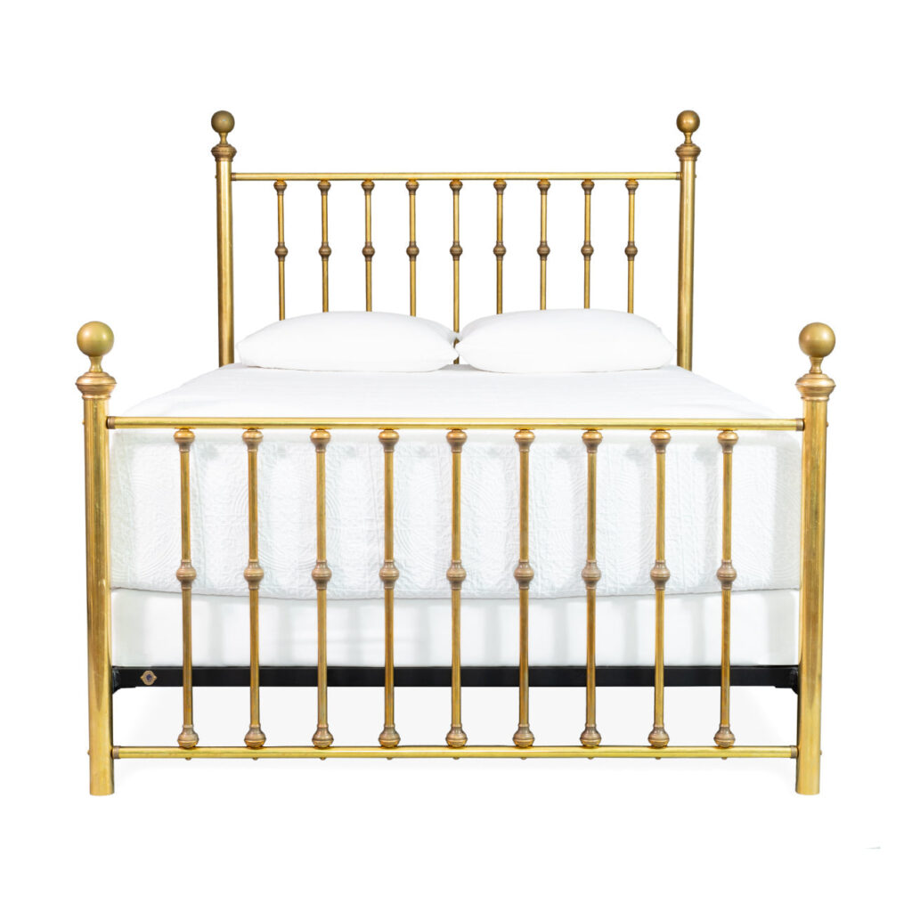 Best Reduced To Sell! Queen Solid Brass Bed-foot And Headboard. Need Room  For New Furniture. for sale in Cochrane, Alberta for 2024